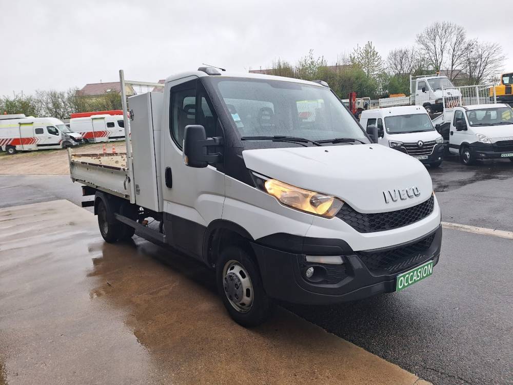 IVECO 35C13 BENNE ET COFFRE