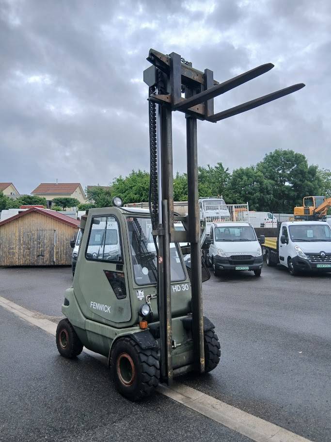 CHARIOT ELEVATEUR FENWICK H30D
