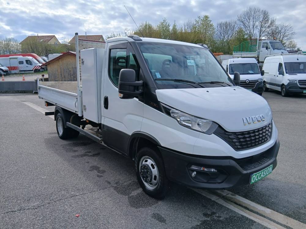 IVECO 35C16 BENNE ET COFFRE